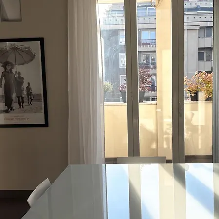 Apartment Bright House Between Navigli And Parco Solari Milan