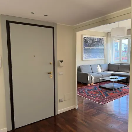 Apartament Bright House Between Navigli And Parco Solari